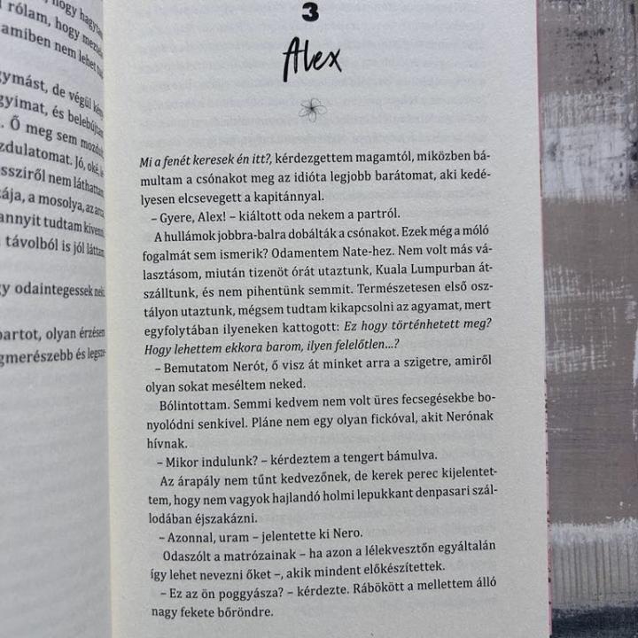 30 naplemente, és beléd szeretek