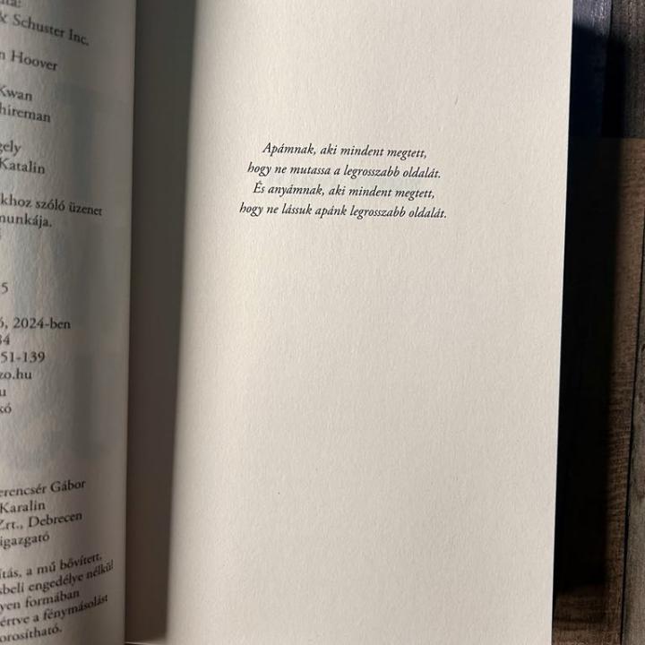 Velünk véget ér  (It ends with us)